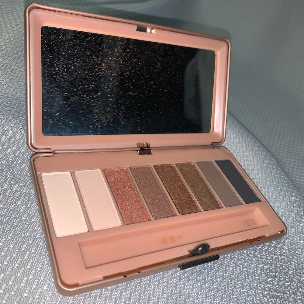 Pur brand rose gold eyeshadow pallet